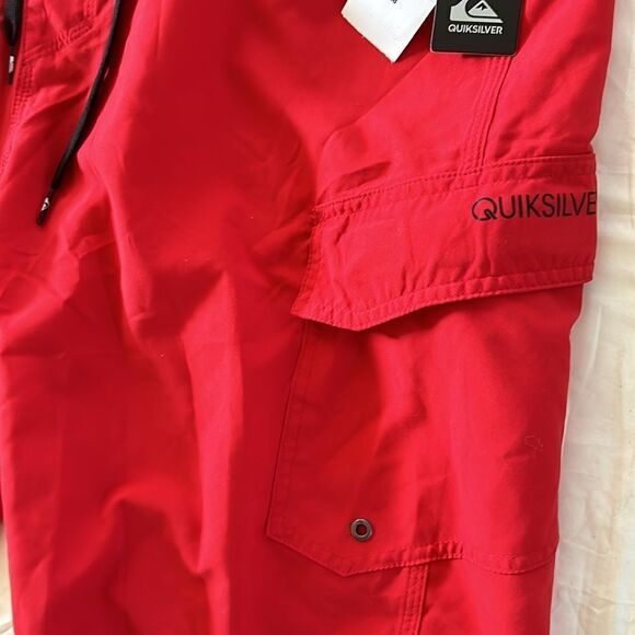 Quiksilver Manic 22 Inch Length Cargo Pocket Boardshort Swim Trunk, Red, 38, NWT - Picture 7 of 11